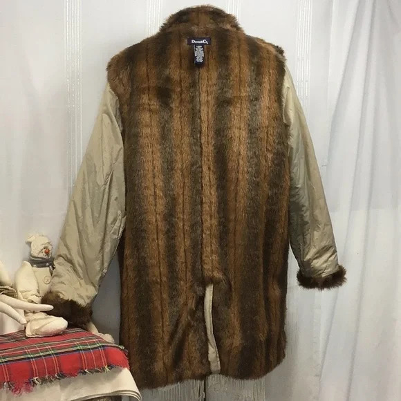 🌲 Denim&Co Faux Fur Lining Button Front with Pockets Denim Coat - Picture 8 of 11